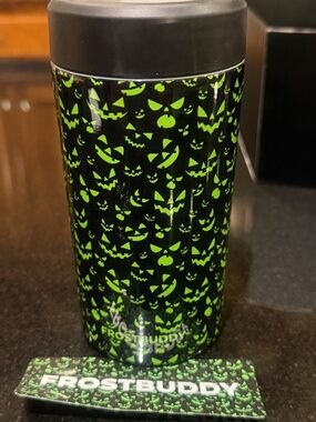 Frost Buddy Universal Can & Bottle Insulator~Glow in the Dark‼️ Halloween~New